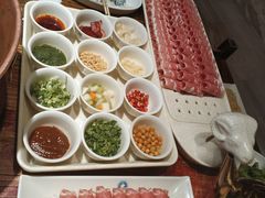 -额尔敦传统涮(公园西路店)