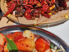 -王奋斗贵州酸汤牛肉火锅