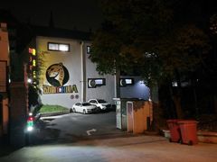 -嘿哟动霸CHUA·新潮玩运动娱乐中心·蹦床滑冰团建乐园