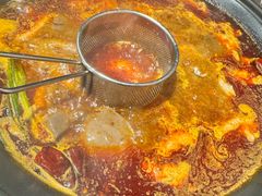 -旧街市鲜货老火锅(大光路店)