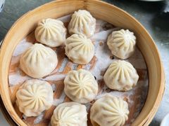 鲜肉小笼包-山外山菜馆(玉泉路店)