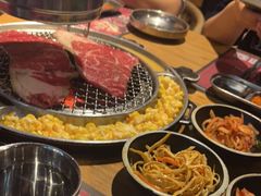 -青瓦炭韩潮烤肉(花园道店)