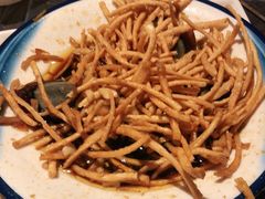 皮蛋拌馓子-霄汉羊排(万松园一店)