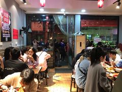 -爆炸头阿姨小四川正宗川味小吃(无任何分店)