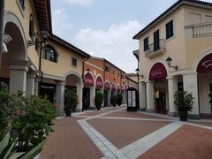 -佛罗伦萨小镇广佛名品奥特莱斯(疏港路店)