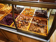 -玛尔哈巴·塔塔尔糕点(华侨小区店)