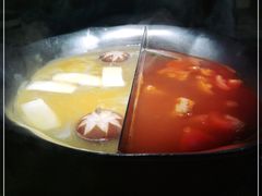 -湊湊火锅·茶憩(杭州湖滨银泰in77店)