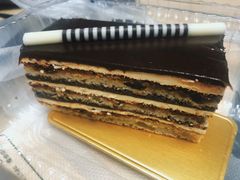 歌剧院-丽都DELICATESSEN熟食店