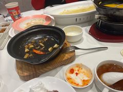 -万龙洲海鲜(大兴绿地缤纷城店)