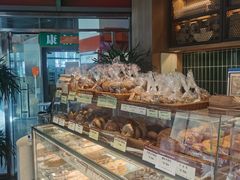 面包甜点陈列柜-德南面包房(尚都店)