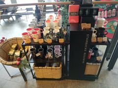 零售区-星巴克臻选(宁波天一广场店)