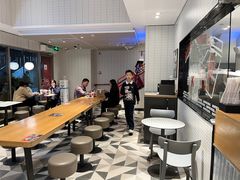 -肯德基(新地中央店)