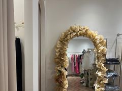 -眷顾自助服装工作室(中南金石国际广场A座店)