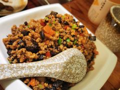 云南酸菜炒肉沫-滇香肴·云南菜蒸汽石锅鱼(云南北路店)