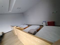 -裕龙汤泉