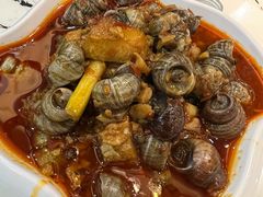 -凤凰路何眼镜香辣蟹(花果园店)