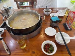 -16年老字号鑫鑫猪肚鸡·椰子鸡海南火锅(兴隆华侨农场店)
