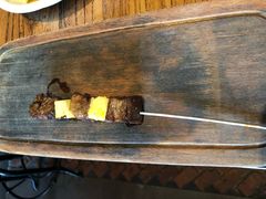 烤牛舌-阿里家·新疆烤肉酒場 by MIG