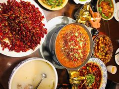 -万重锦·人文川菜馆(骡马市店)