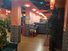 -王老六铁锅炖鱼(华阳路店)