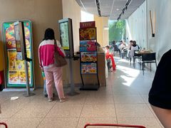 -麦当劳(南京路2店)