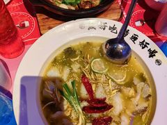 -胡桃里乐队酒馆(广州塔店)