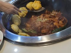 -哈尔滨烧烤·山河村铁锅炖(交大店)