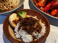 -巴厘龙虾·榜首油焖大虾(音乐学院·沿江酒馆店)