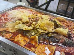 -在巷子里的烤肉店·螺蛳粉烤鱼·牛蛙(和美城店)