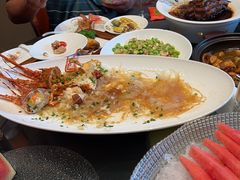 -新天明砂锅鱼头煲