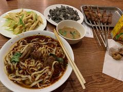 -清真吴记门钉肉饼·喜多利