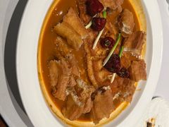 -皇冠明珠鱼翅楼(水上公园店)