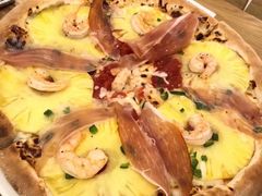 -城市大道红炉披萨烘焙坊