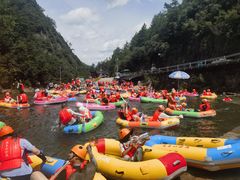 -安吉龙王山峡谷漂流
