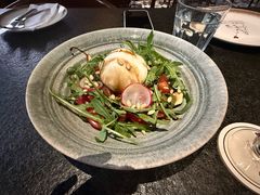 布拉达鲜奶酪番茄沙拉-ALBALUZ 西班牙餐厅(衡山坊店)