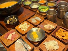 -银米·云南传统过桥米线(双廊黑金冠店)