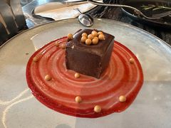 -LES ELITES 英集荟(南京西路店)