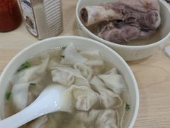 -周震馄饨