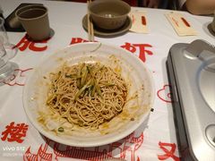 -肥肥虾庄·金牌油焖大虾(汉口城市广场店)