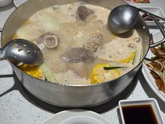 -肥仔文澳门猪骨煲(南京西路店)