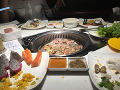 -鲜佰汇海鲜烤肉自助餐厅(银座商城泰安店)
