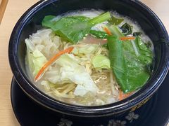 -灵芝妹子海鲜米线(香炉礁山姆店)