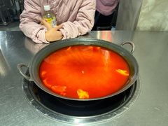 -鹿鸣山草本茶香火锅(园西路店)
