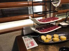 -左庭右院鲜牛肉火锅(金山万达店)