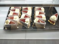 -焙丽拾光(麦凯乐直营店)
