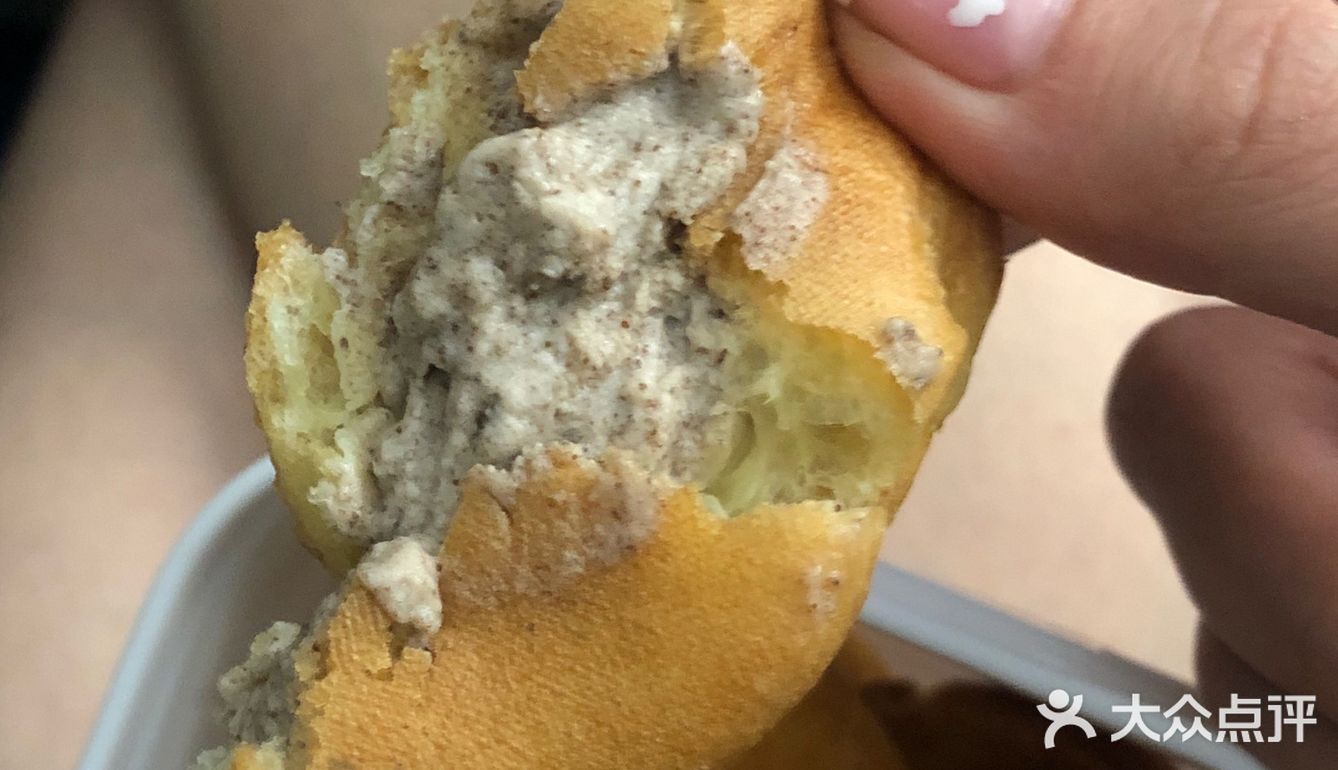 就好吃到...我在高铁上没忍住吃完了[调皮]