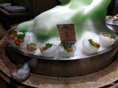 -雍和会海鲜姿造自助(湖东路店)