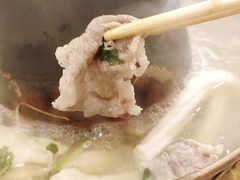 -盛元盛居传统炭火锅(绿园店)