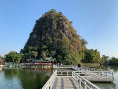 -星湖旅游景区七星岩