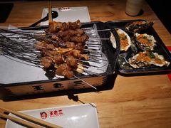 -泰山王老三串旗舰店(万达店)